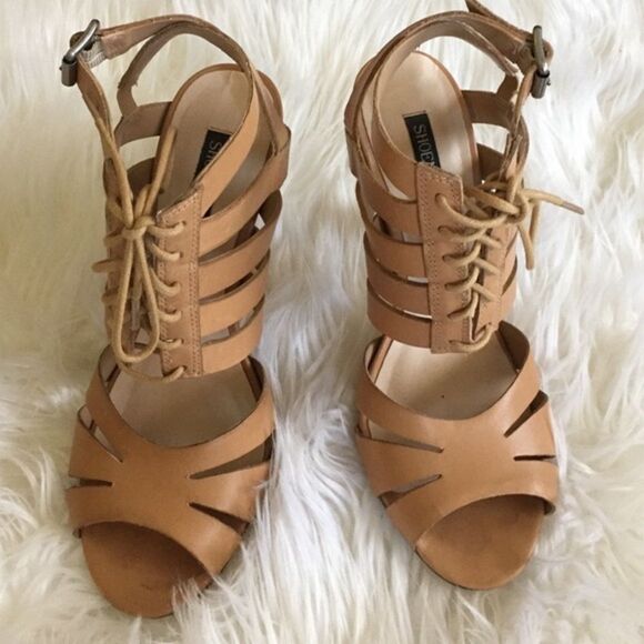 ✨2xHP✨Shoemint Elizabeth Lace Up Heels✨ - Picture 5 of 8